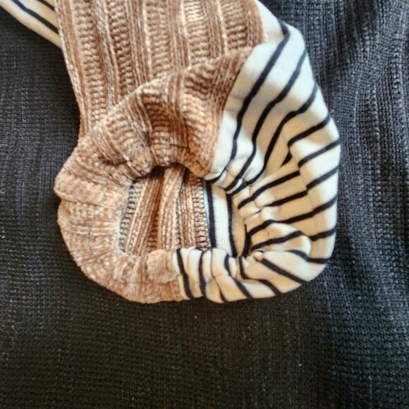 THML Multi Texture Knit Sweater, loose fit 3/4, chenille sleeves sz M - Picture 6 of 10